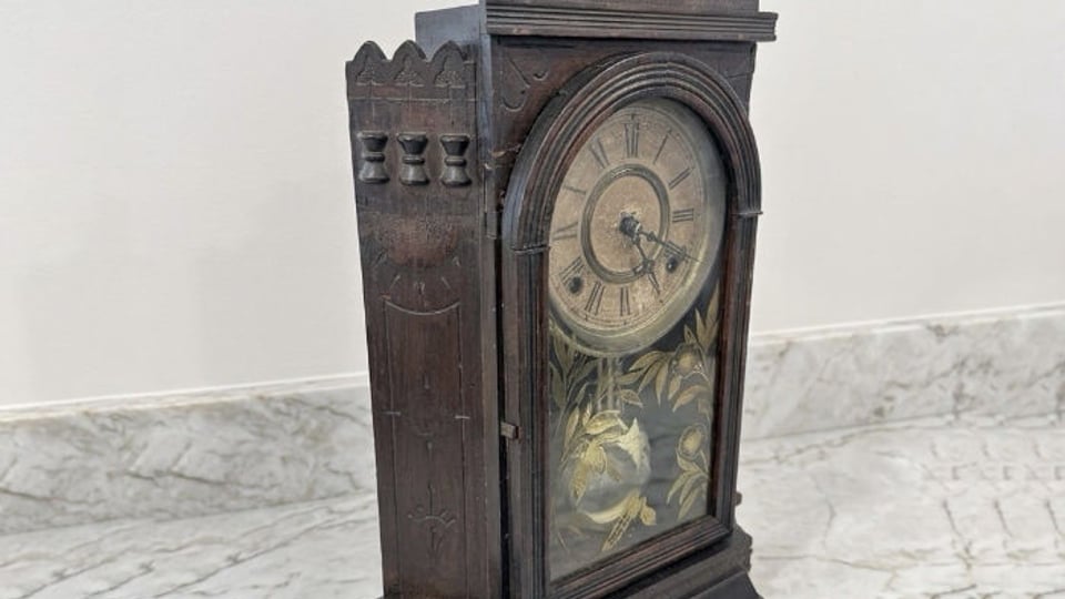 Back in Time: Antique Clock – BACK IN TIME ANTIQUE PROPS CHALLENGE