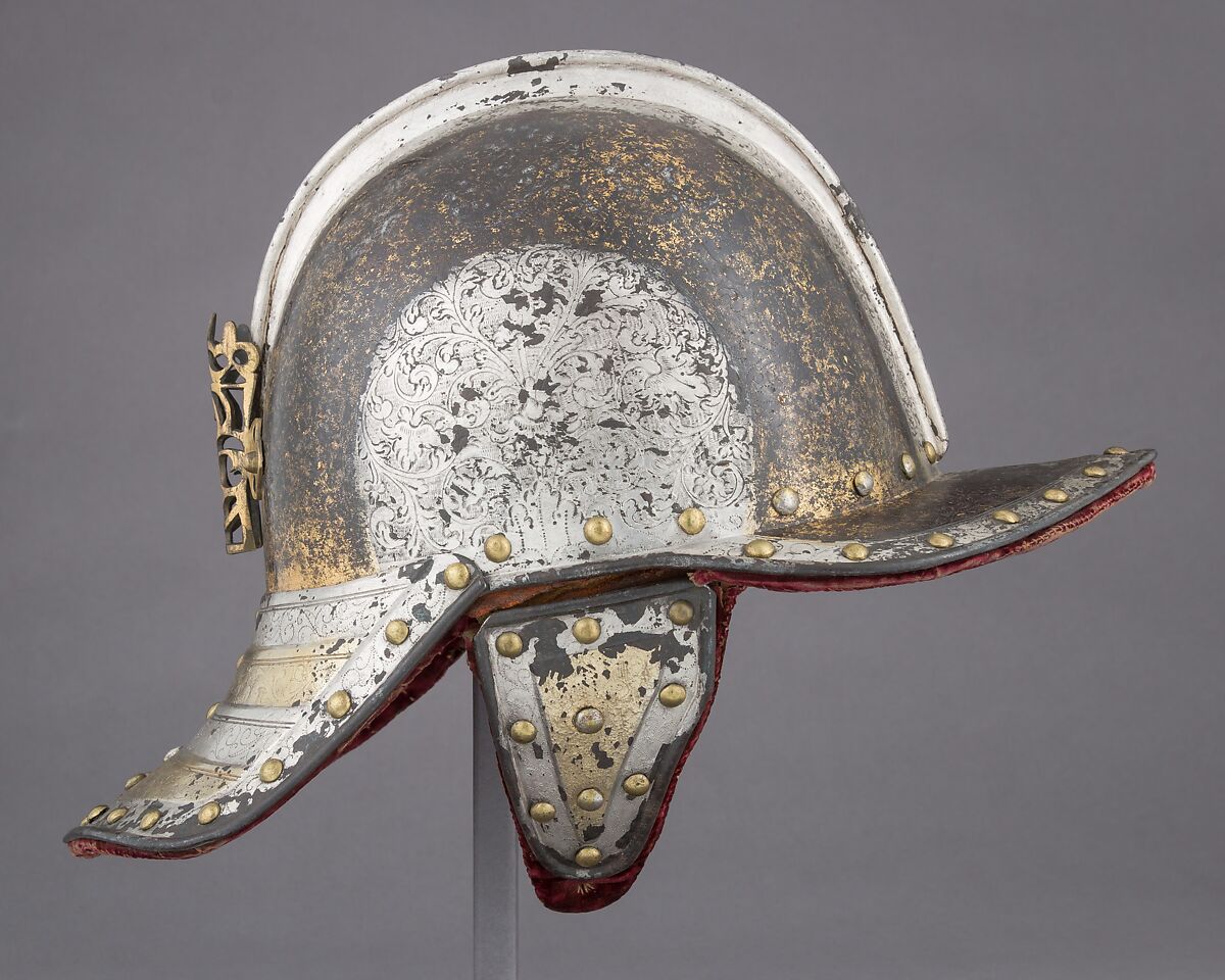 Helmet with textures